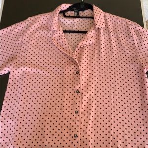 🐙 Pink Polka Dot Button-Up 🐙